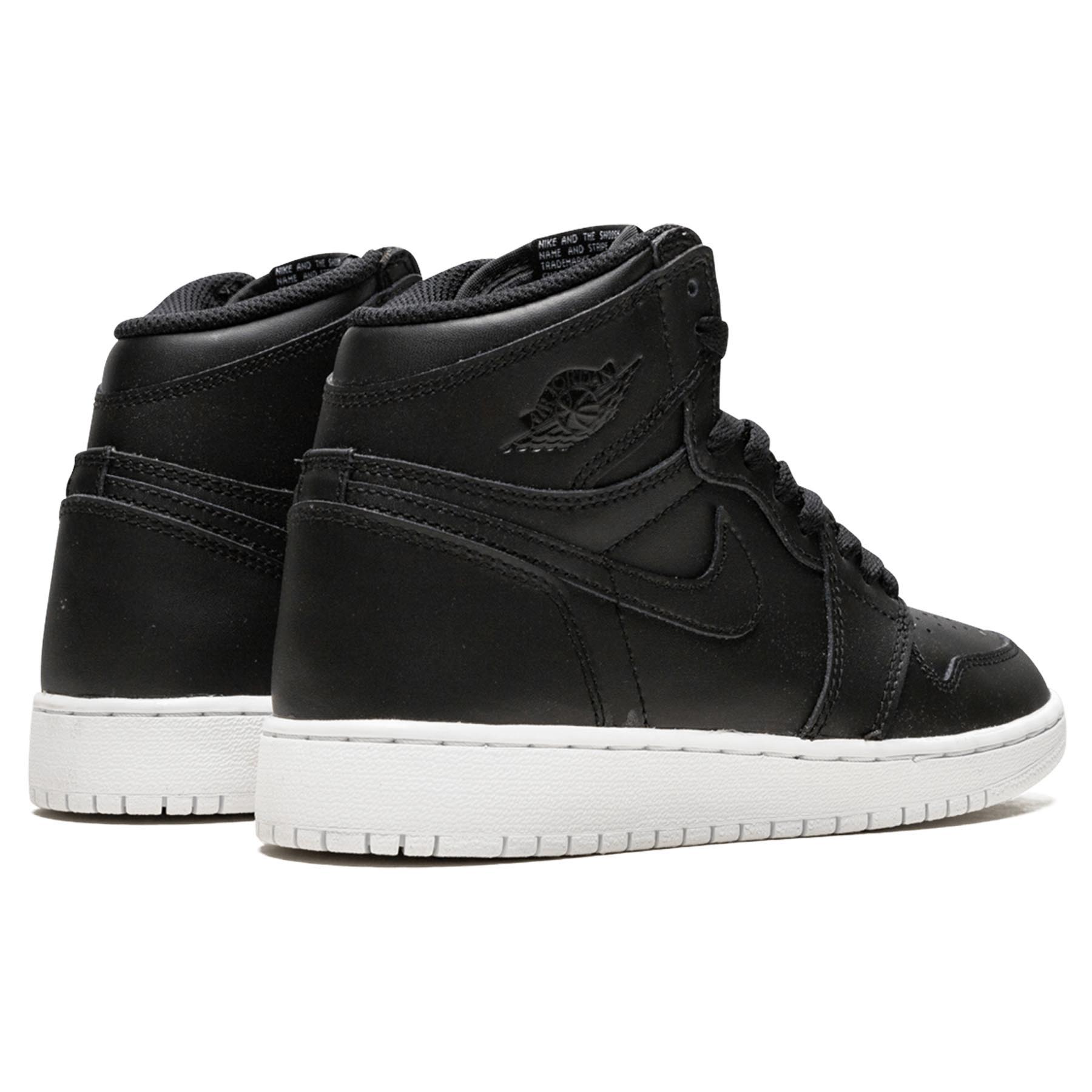 Air Jordan 1 Retro High OG BG 'Cyber Monday' — UK 13.5 | EU 32 | US 1Y — Back View