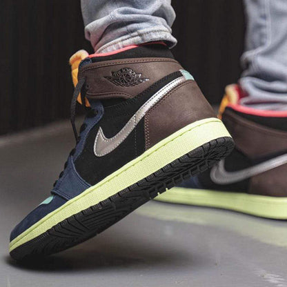 Air Jordan 1 Retro High 'Tokyo Bio Hack' — UK 3 | EU 35.5 | US 3.5 — Alternate View 7