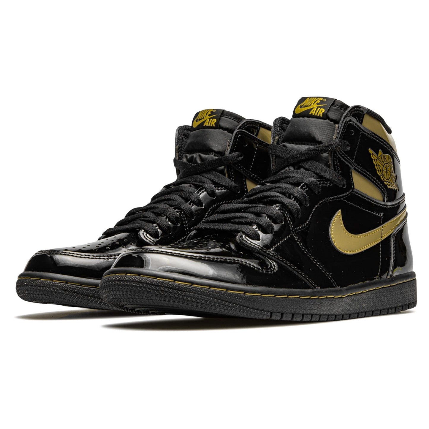 Air Jordan 1 Retro High OG 'Black Metallic Gold' — UK 3 | EU 35.5 | US 3.5 — Side View