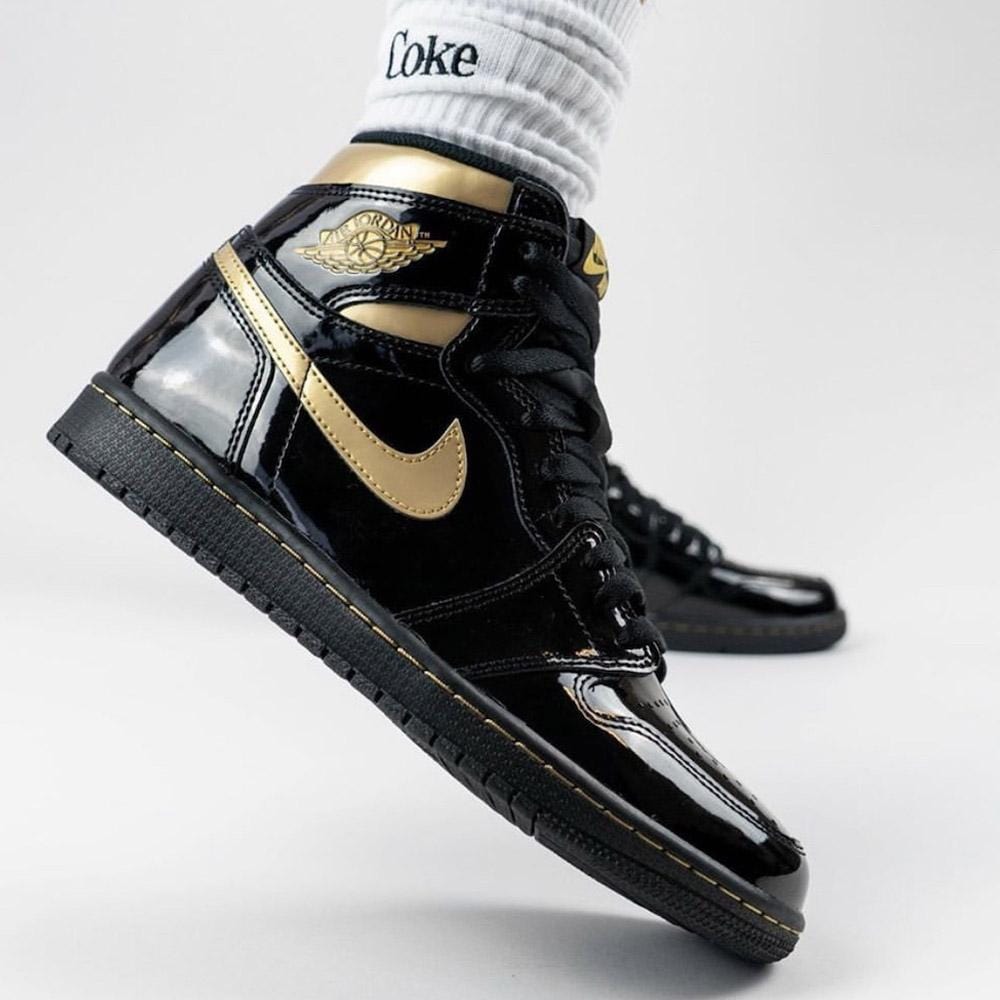 Air Jordan 1 Retro High OG 'Black Metallic Gold' — UK 3 | EU 35.5 | US 3.5 — Lifestyle View