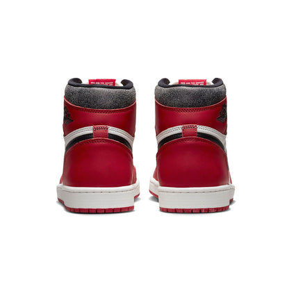 Air Jordan 1 Retro High OG 'Chicago Lost & Found' — UK 3 | EU 35.5 | US 3.5 — Top View