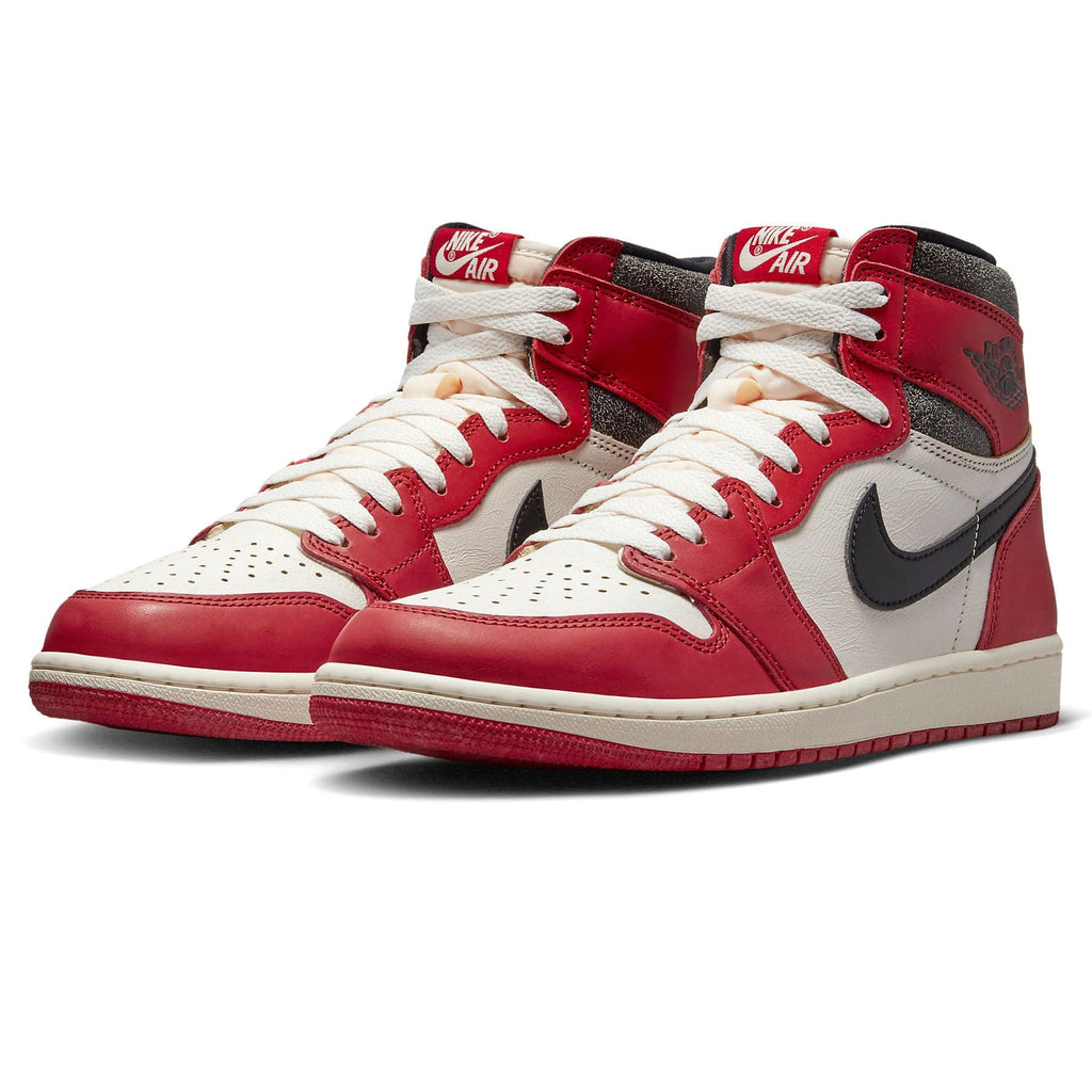 Air Jordan 1 Retro High OG 'Chicago Lost & Found' — UK 3 | EU 35.5 | US 3.5 — Side View