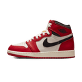 Air Jordan 1 Retro High OG GS 'Chicago Lost & Found' — UK 13.5 | EU 32 | US 1Y — Front View