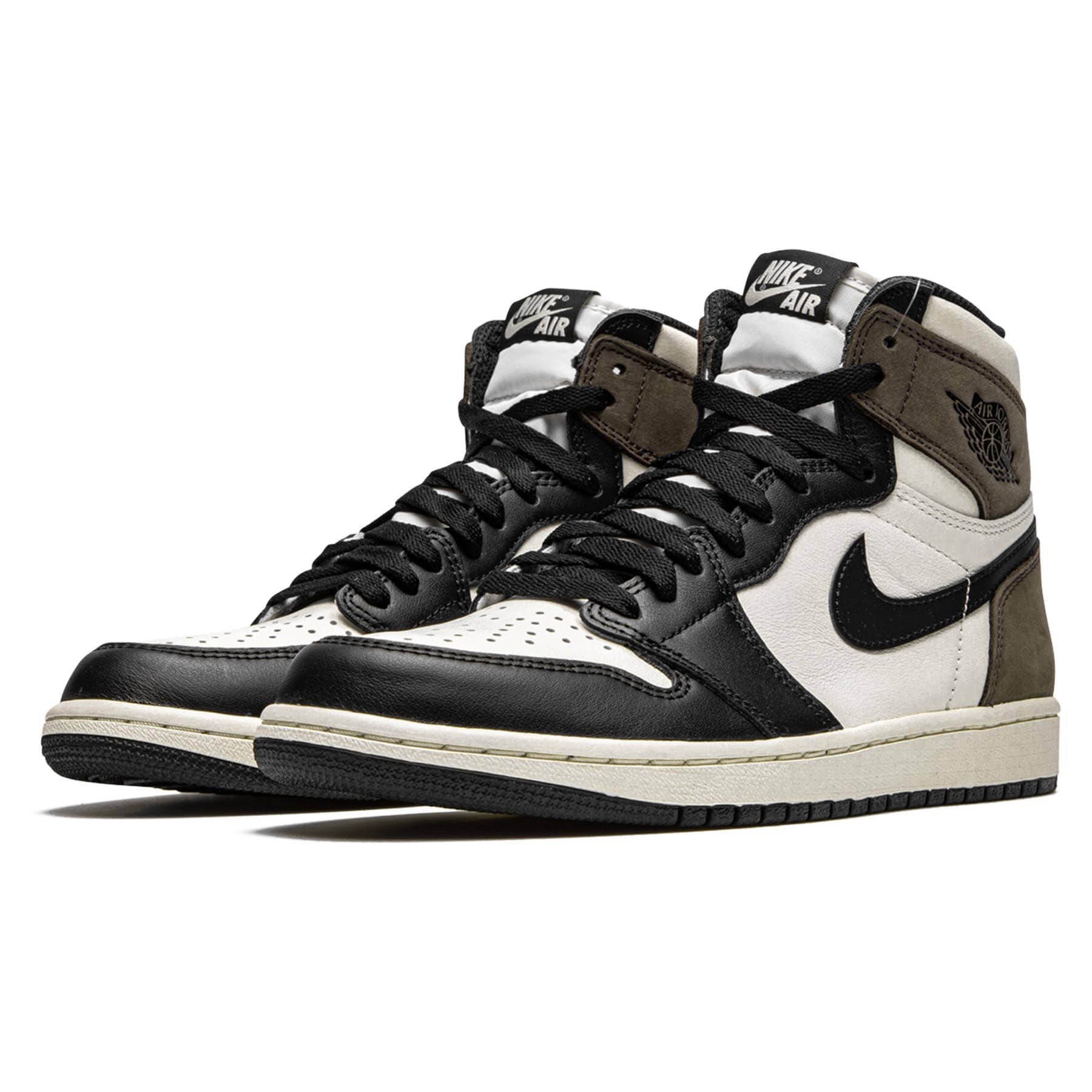 Air Jordan 1 Retro High OG 'Dark Mocha' — UK 3 | EU 35.5 | US 3.5 — Side View