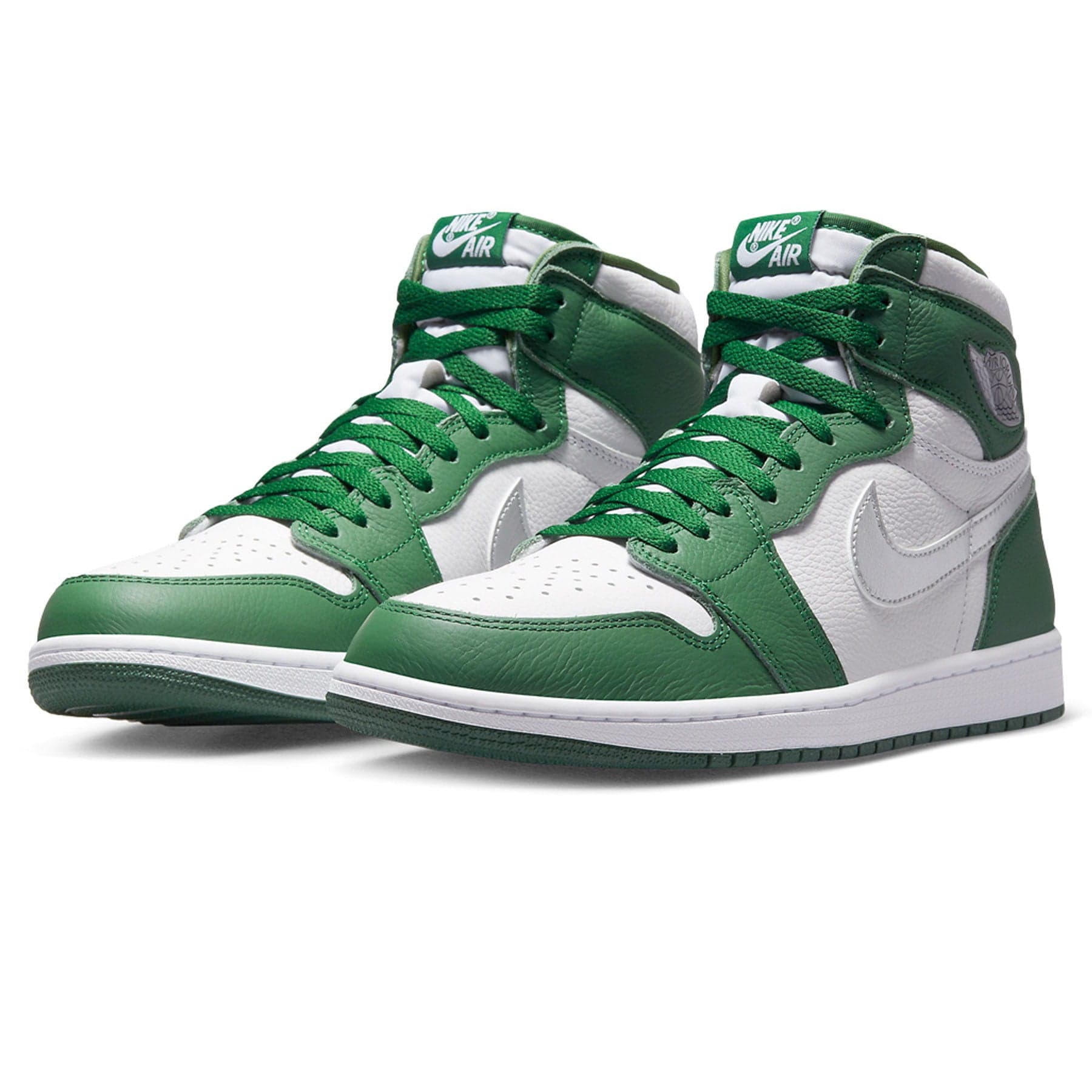 Air Jordan 1 Retro High OG 'Gorge Green' — UK 3 | EU 35.5 | US 3.5 — Side View