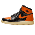 Air Jordan 1 Retro High OG GS “Shattered Backboard 3.0” — UK 13.5 | EU 32 | US 1Y — Front View