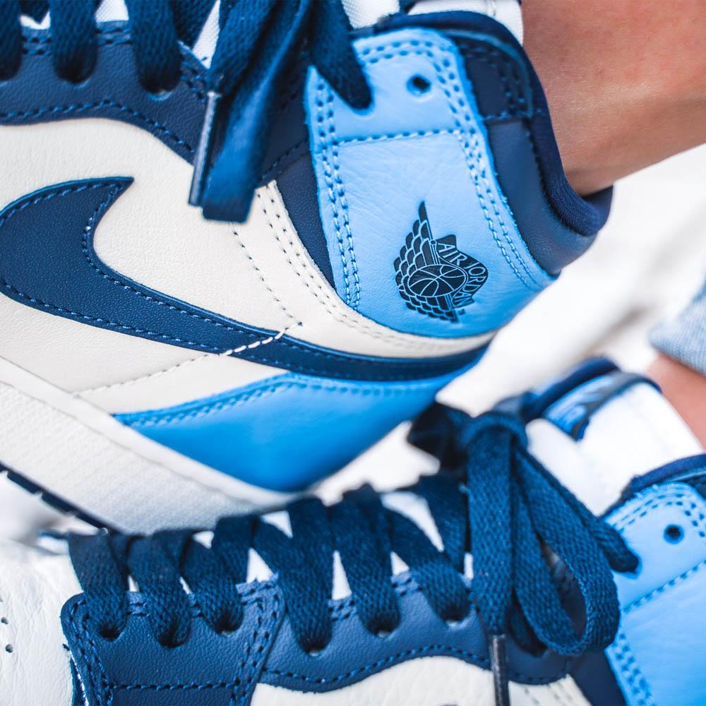 Air Jordan 1 Retro High OG GS 'Obsidian' — UK 13.5 | EU 32 | US 1Y — Alternate View 8