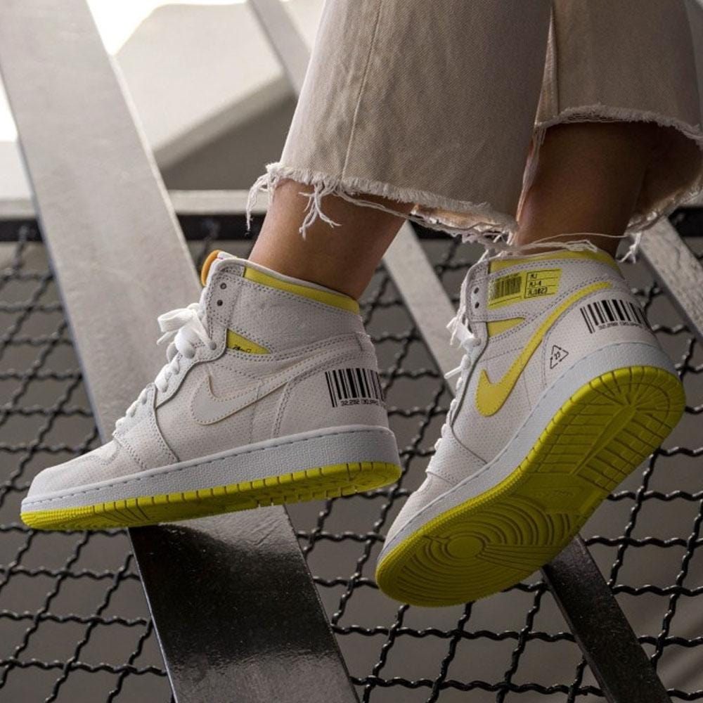 Air Jordan 1 Retro High OG GS 'First Class Flight' — UK 13.5 | EU 32 | US 1Y — Lifestyle View