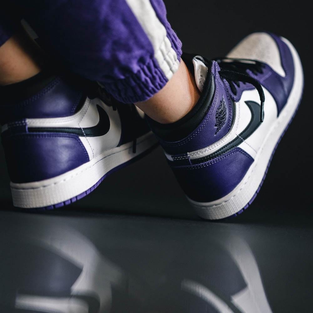 Air Jordan 1 Retro High OG GS 'Court Purple 2.0' — UK 13.5 | EU 32 | US 1Y — Alternate View 7