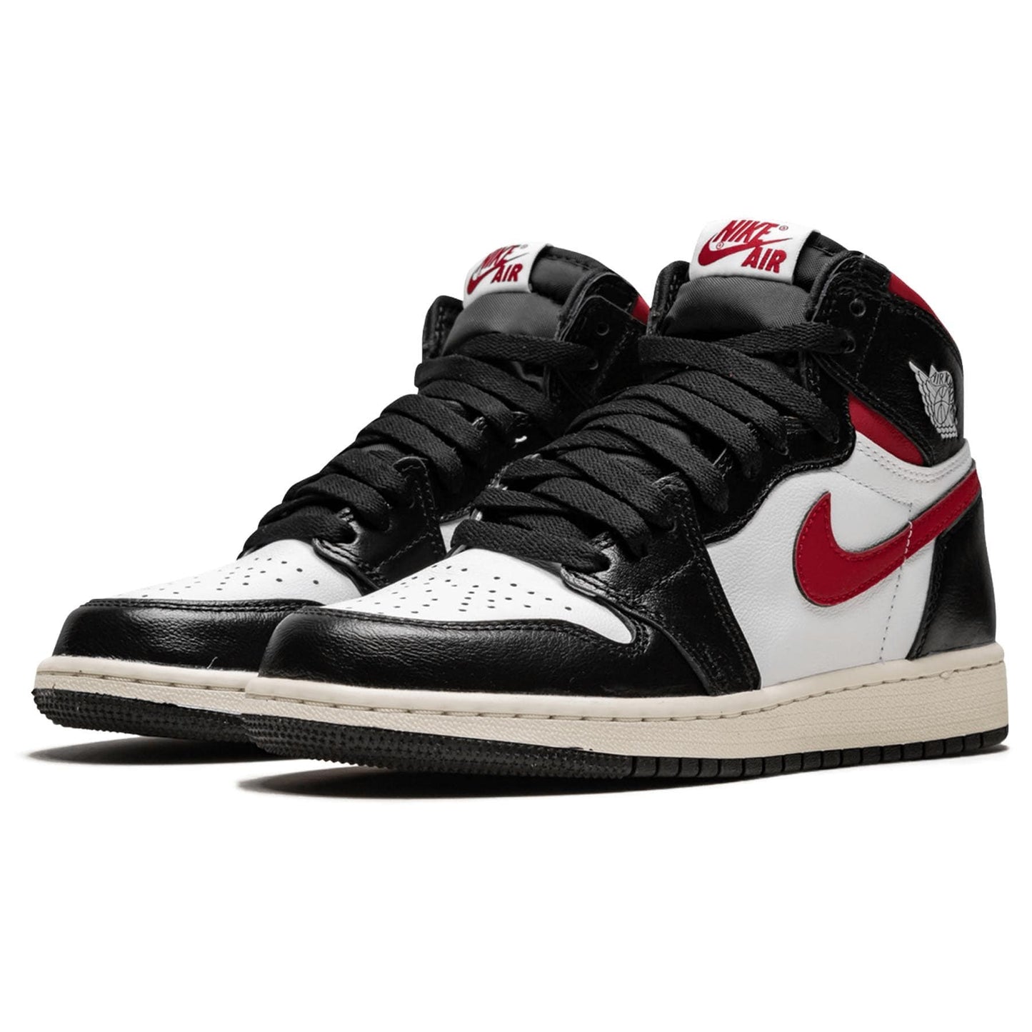 Air Jordan 1 Retro High OG GS 'Gym Red' — UK 13.5 | EU 32 | US 1Y — Side View