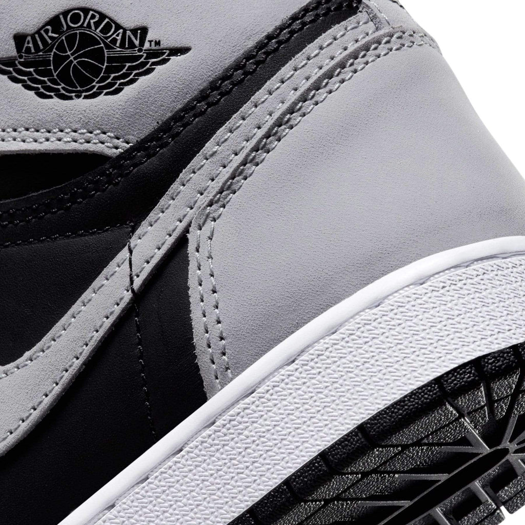Air Jordan 1 Retro High OG GS 'Shadow 2.0' — UK 13.5 | EU 32 | US 1Y — Alternate View 7