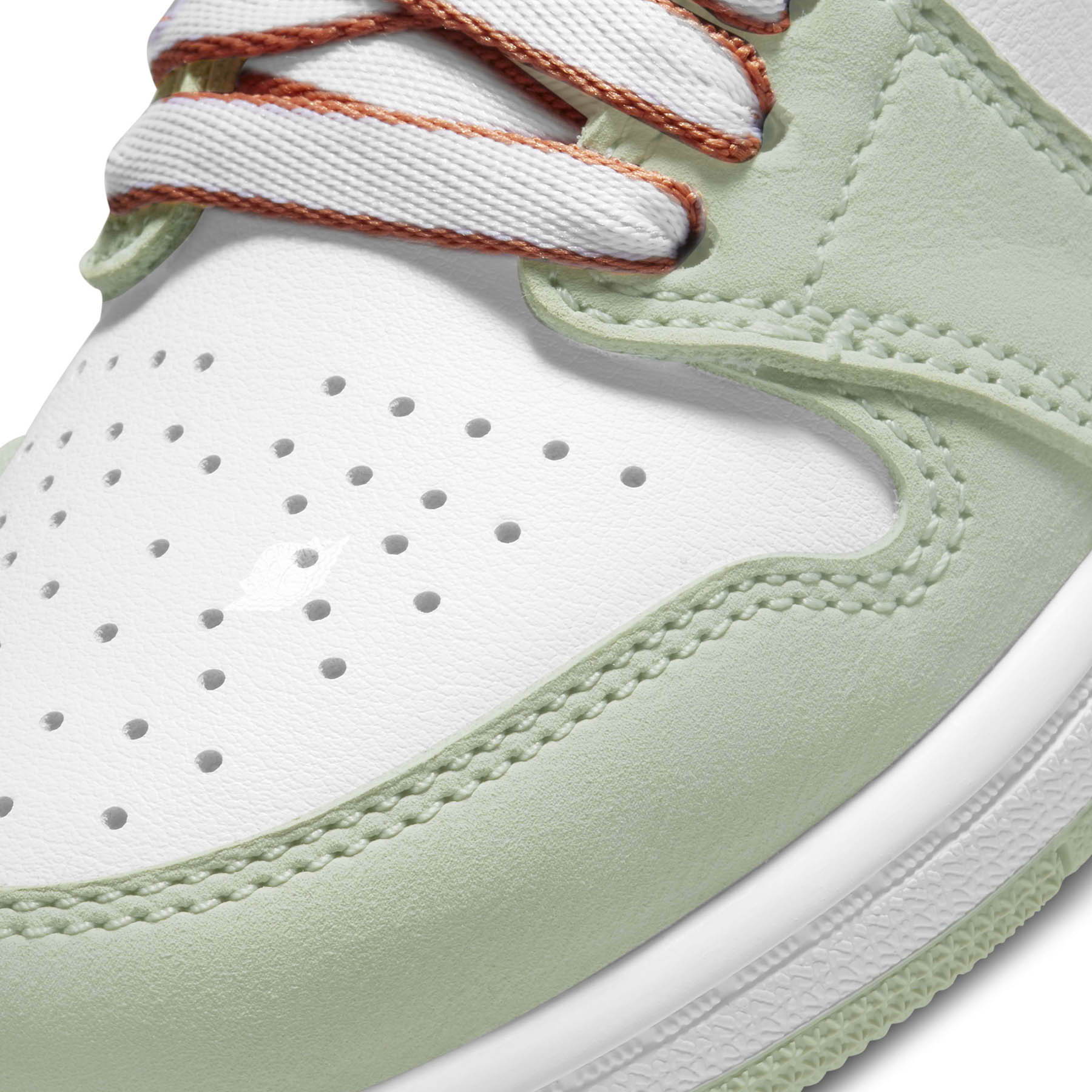Air Jordan 1 Retro High OG PS 'Seafoam' — UK 10C | EU 27.5 | US 10.5C — Lifestyle View