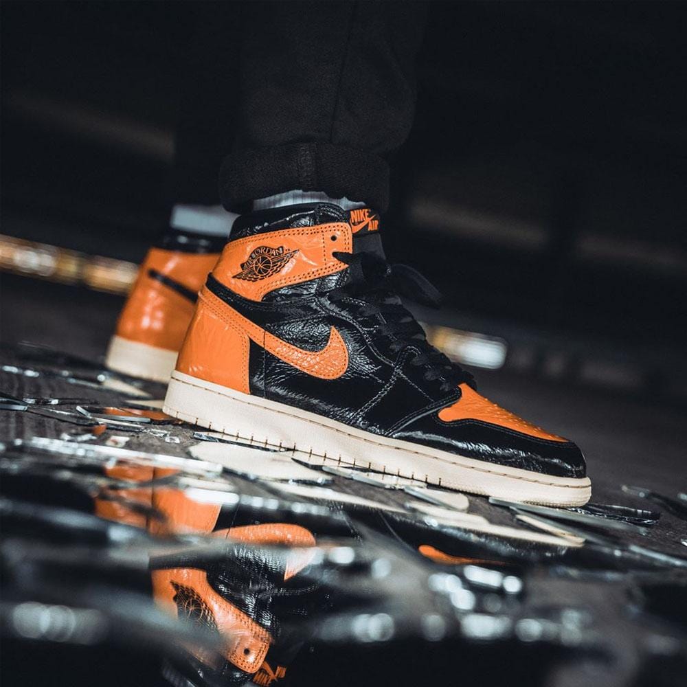Air Jordan 1 Retro High OG “Shattered Backboard 3.0” — 3 UK | 35.5 EU — Alternate View 7