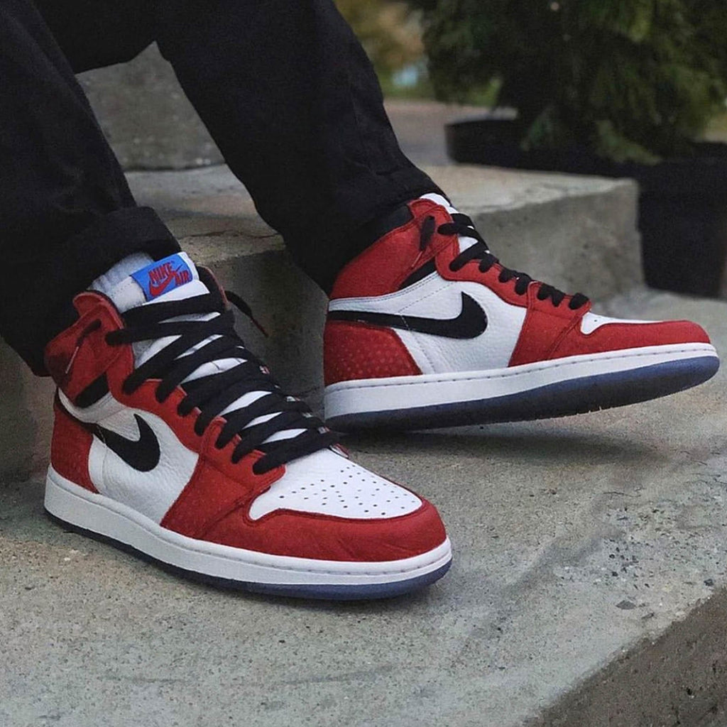 Air Jordan 1 Retro High OG 'Origin Story' — UK 3 | EU 35.5 | US 3.5 — Lifestyle View