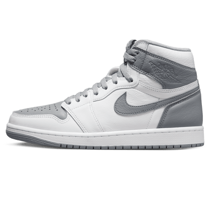 Air Jordan 1 Retro High OG 'Stealth' — UK 3 | EU 35.5 | US 3.5 — Front View