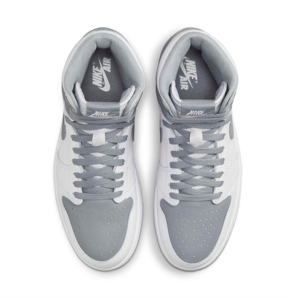 Air Jordan 1 Retro High OG 'Stealth' — UK 3 | EU 35.5 | US 3.5 — Back View
