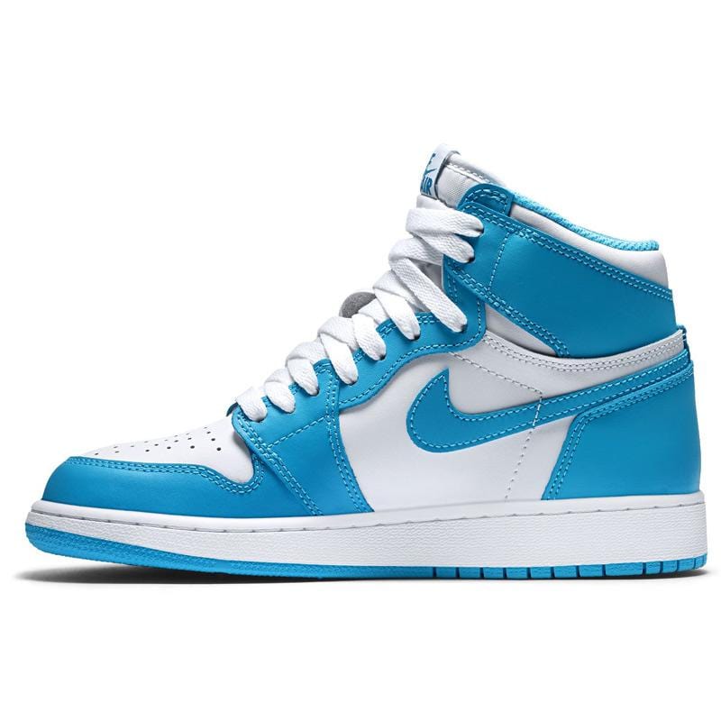 Air Jordan 1 Retro High OG Grade School (White-Powder Blue) — UK 13.5 | EU 32 | US 1Y — Front View