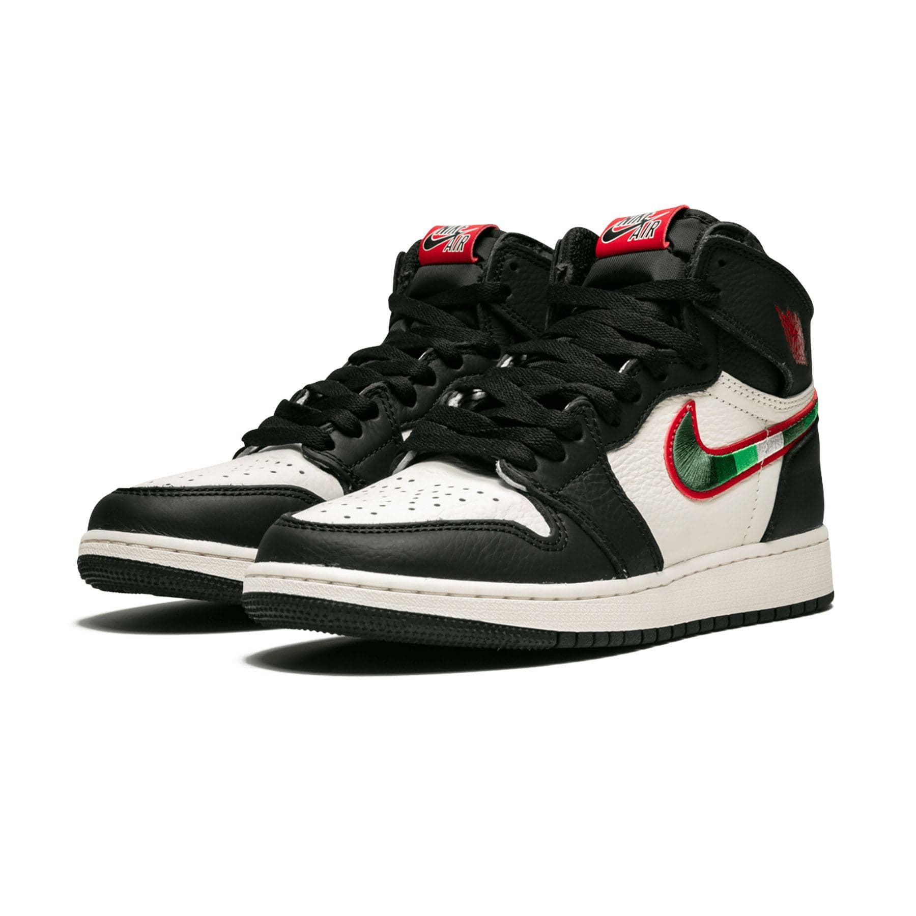 Air Jordan 1 Retro High GS 'A Star Is Born' — UK 13.5 | EU 32 | US 1Y — Side View