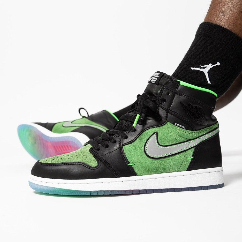 Air Jordan 1 High Zoom 'Rage Green' — UK 3 | EU 35.5 | US 3.5 — Alternate View 7
