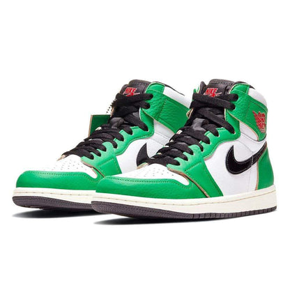 Air Jordan 1 Wmns Retro High OG 'Lucky Green' — UK 2.5 | EU 35.5 | US 5 — Side View