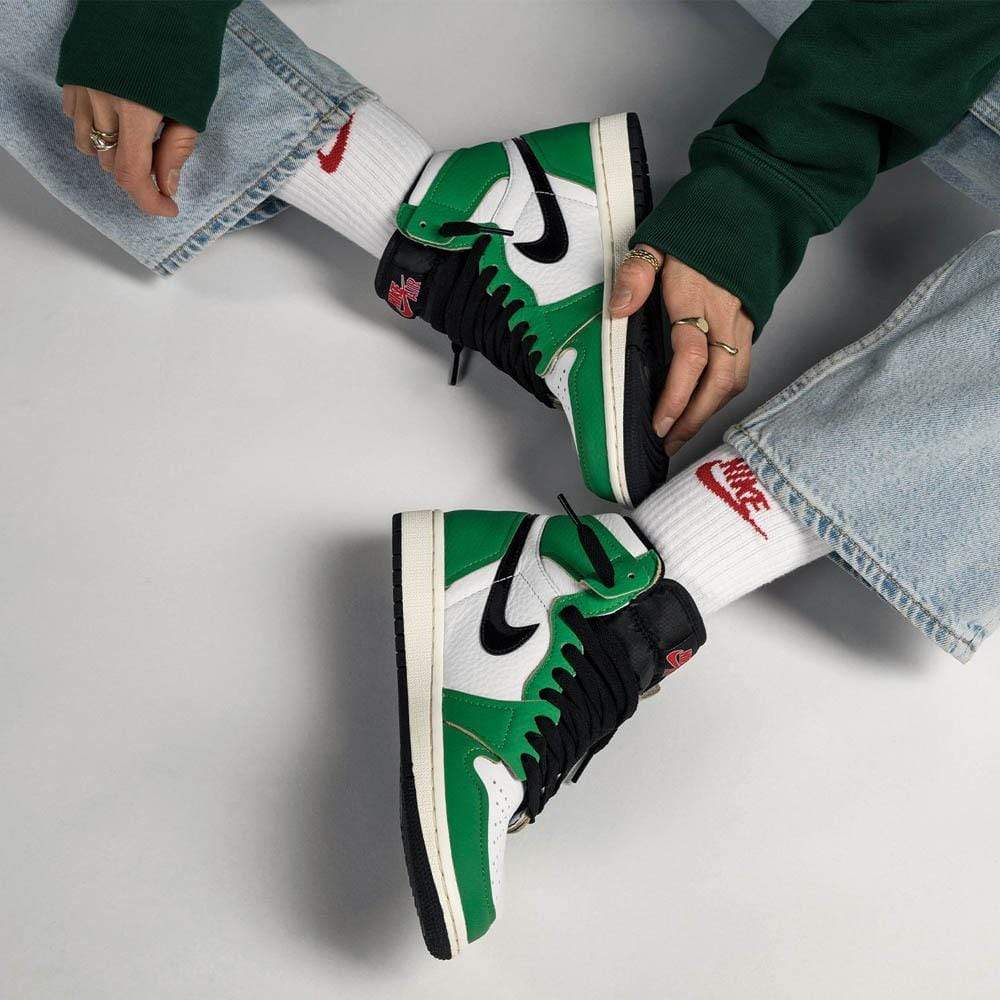 Air Jordan 1 Wmns Retro High OG 'Lucky Green' — UK 2.5 | EU 35.5 | US 5 — Lifestyle View