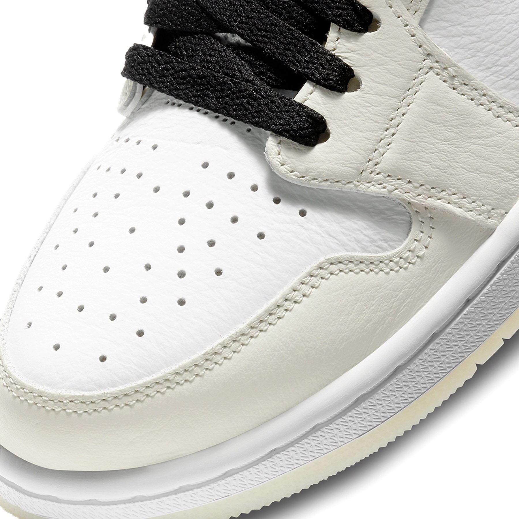 Air Jordan 1 High Zoom Comfort Wmns 'Light Bone' — UK 2.5 | EU 35.5 | US 5 — Lifestyle View