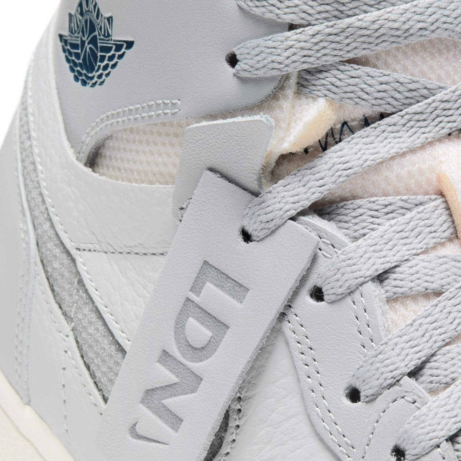 Air Jordan 1 Zoom Comfort 'London' — UK 3 | EU 35.5 | US 3.5 — Detail View