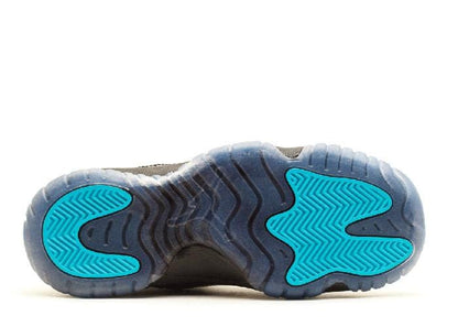 AIR JORDAN 11 RETRO (GS) "GAMMA BLUE" — UK 13.5 | EU 32 | US 1Y — Detail View