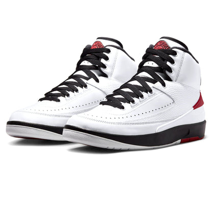 Air Jordan 2 Retro Wmns 'Chicago' 2022 — UK 2.5 | EU 35.5 | US 5 — Side View