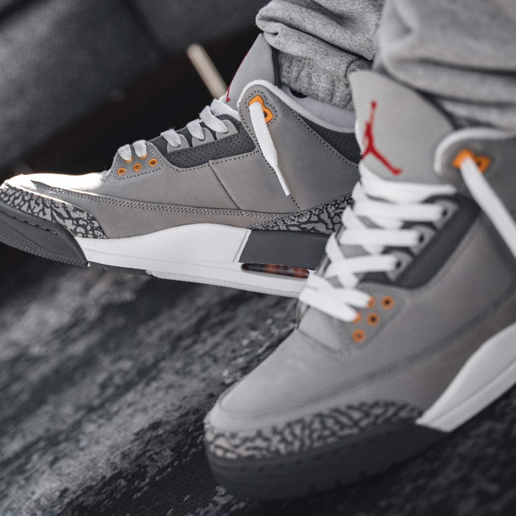 Air Jordan 3 Retro 'Cool Grey' 2021 — UK 3 | EU 35.5 | US 3.5 — Alternate View 7