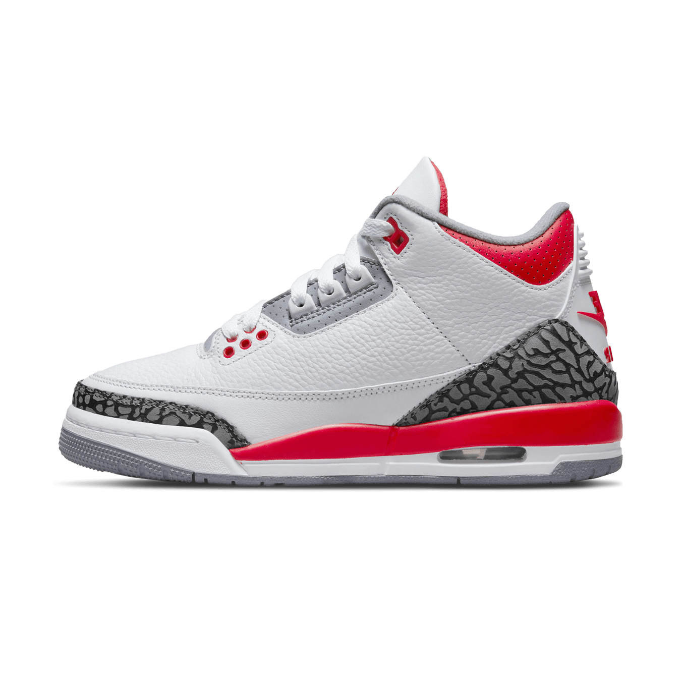 Air Jordan 3 Retro GS 'Fire Red' 2022 — UK 13.5 | EU 32 | US 1Y — Front View