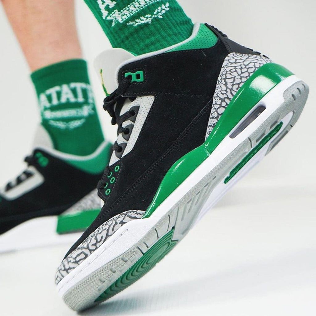 Air Jordan 3 Retro 'Pine Green' — UK 3 | EU 35.5 | US 3.5 — Lifestyle View
