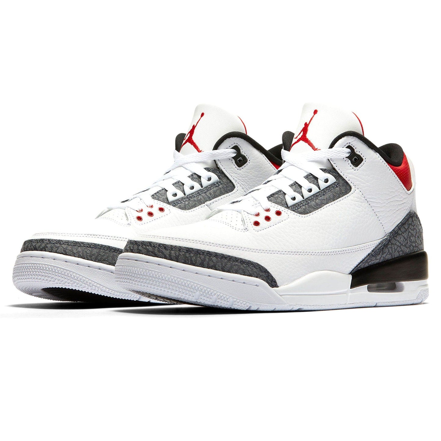 Air Jordan 3 Retro Denim SE 'Fire Red' — UK 3 | EU 35.5 | US 3.5 — Side View