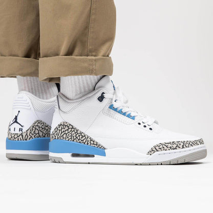 Air Jordan 3 Retro 'UNC' — UK 3 | EU 35.5 | US 3.5 — Alternate View 7