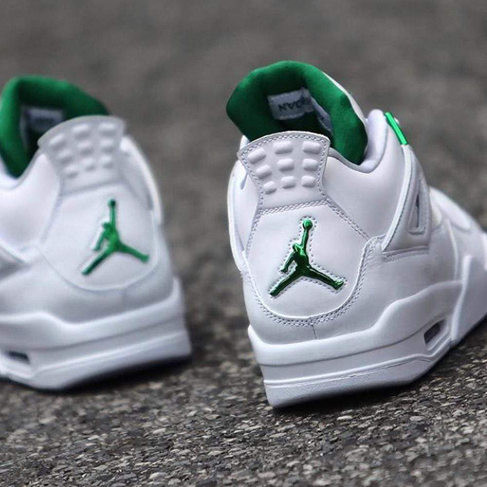 Air Jordan 4 Retro 'Green Metallic' — UK 3 | EU 35.5 | US 3.5 — Alternate View 8