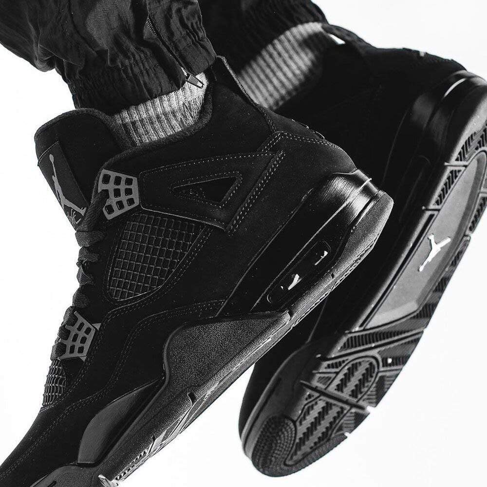 Air Jordan 4 Retro 'Black Cat' 2020 — UK 3 | EU 35.5 | US 3.5 — Detail View