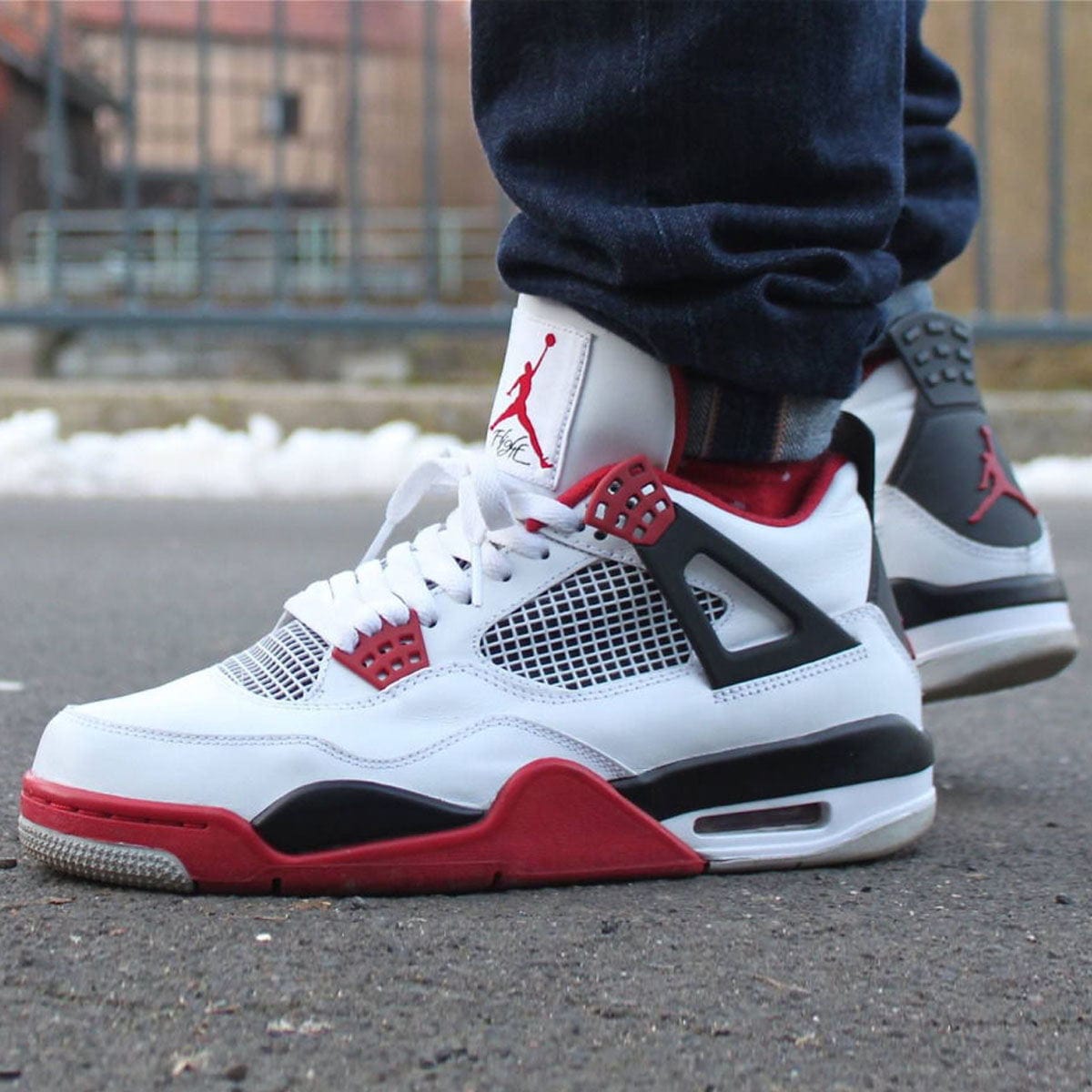 Air Jordan 4 Retro 'Fire Red' 2012 — UK 3 | EU 35.5 | US 3.5 — Back View