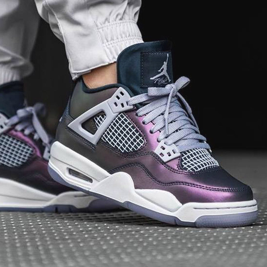 Air Jordan 4 Retro SE GS 'Monsoon Blue' — UK 13.5 | EU 32 | US 1Y — Lifestyle View