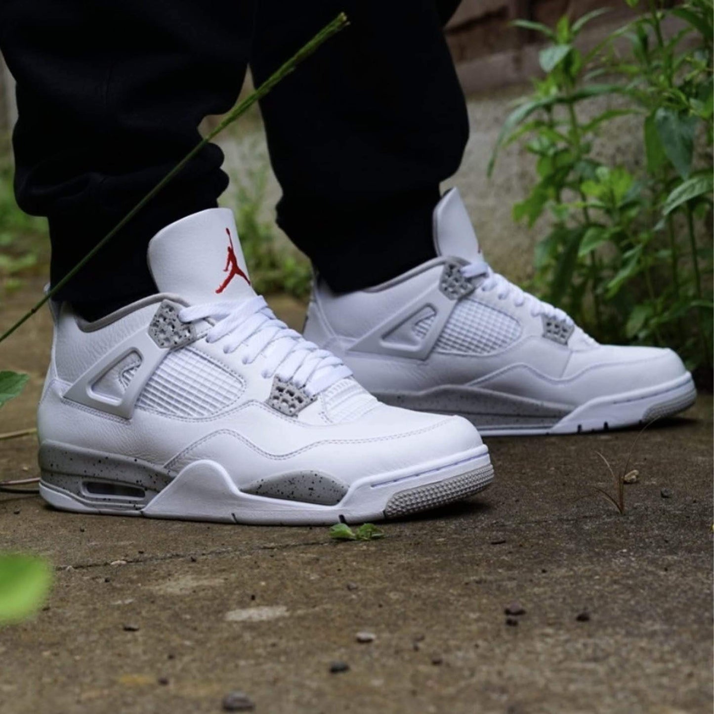 Air Jordan 4 Retro 'White Oreo' — UK 3 | EU 35.5 | US 3.5 — Top View