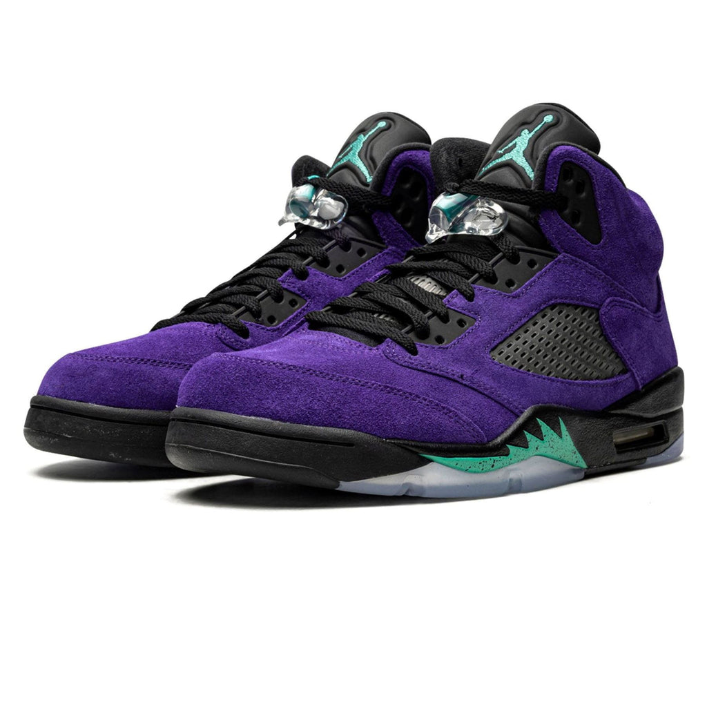 Air Jordan 5 Retro 'Alternate Grape' — UK 3 | EU 35.5 | US 3.5 — Side View