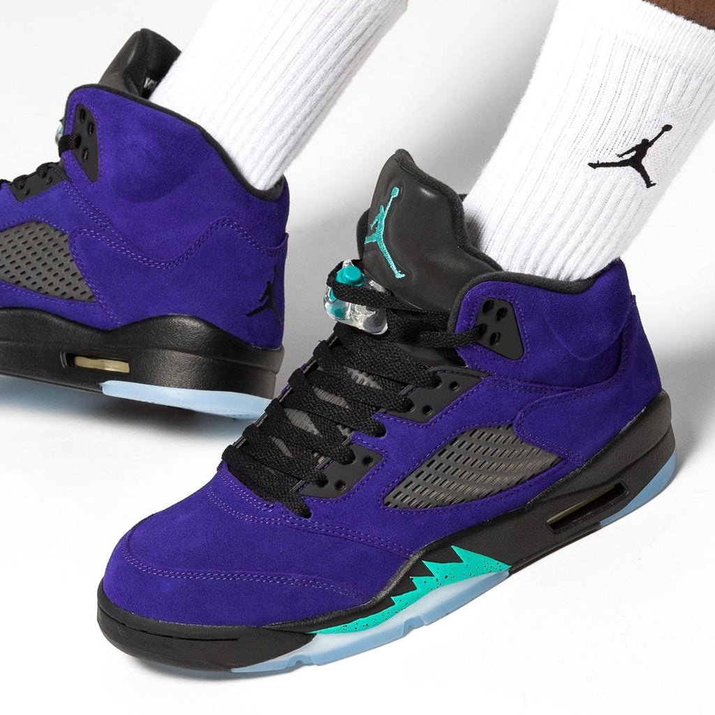 Air Jordan 5 Retro 'Alternate Grape' — UK 3 | EU 35.5 | US 3.5 — Lifestyle View