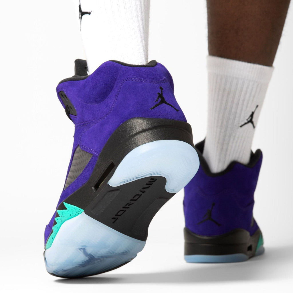 Air Jordan 5 Retro 'Alternate Grape' — UK 3 | EU 35.5 | US 3.5 — Alternate View 7