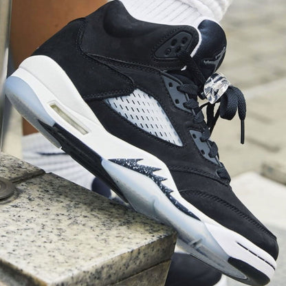 Air Jordan 5 Retro 'Oreo' 2021 — UK 3 | EU 35.5 | US 3.5 — Lifestyle View