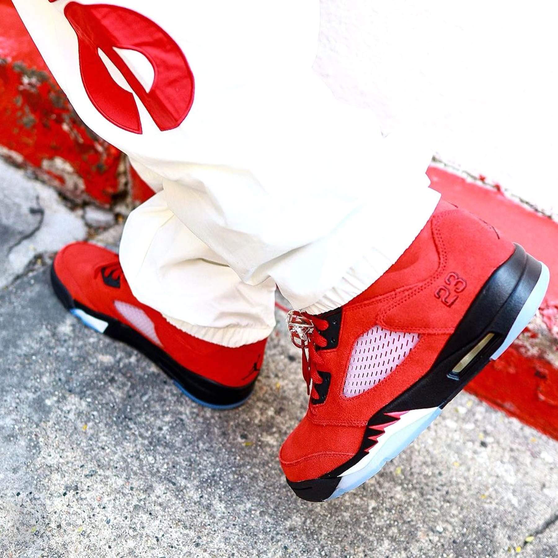 Air Jordan 5 Retro 'Raging Bull' 2021 — UK 3 | EU 35.5 | US 3.5 — Lifestyle View