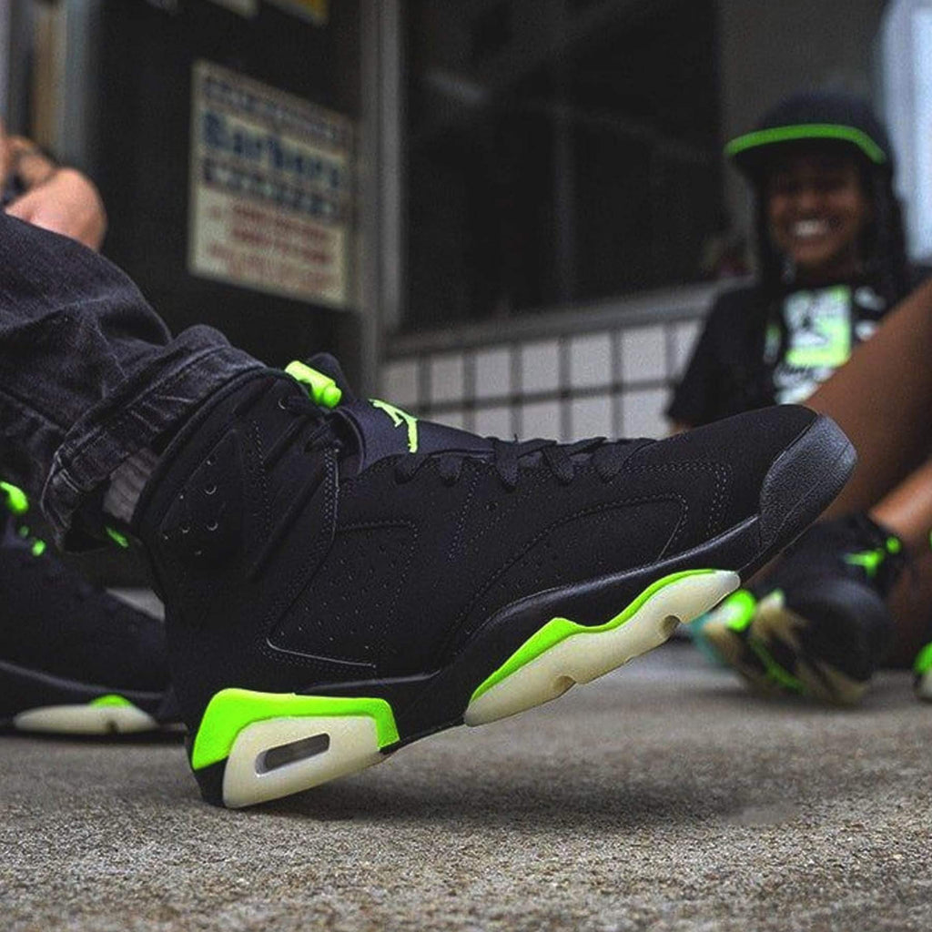 Air Jordan 6 Retro 'Electric Green' — UK 3 | EU 35.5 | US 3.5 — Alternate View 7