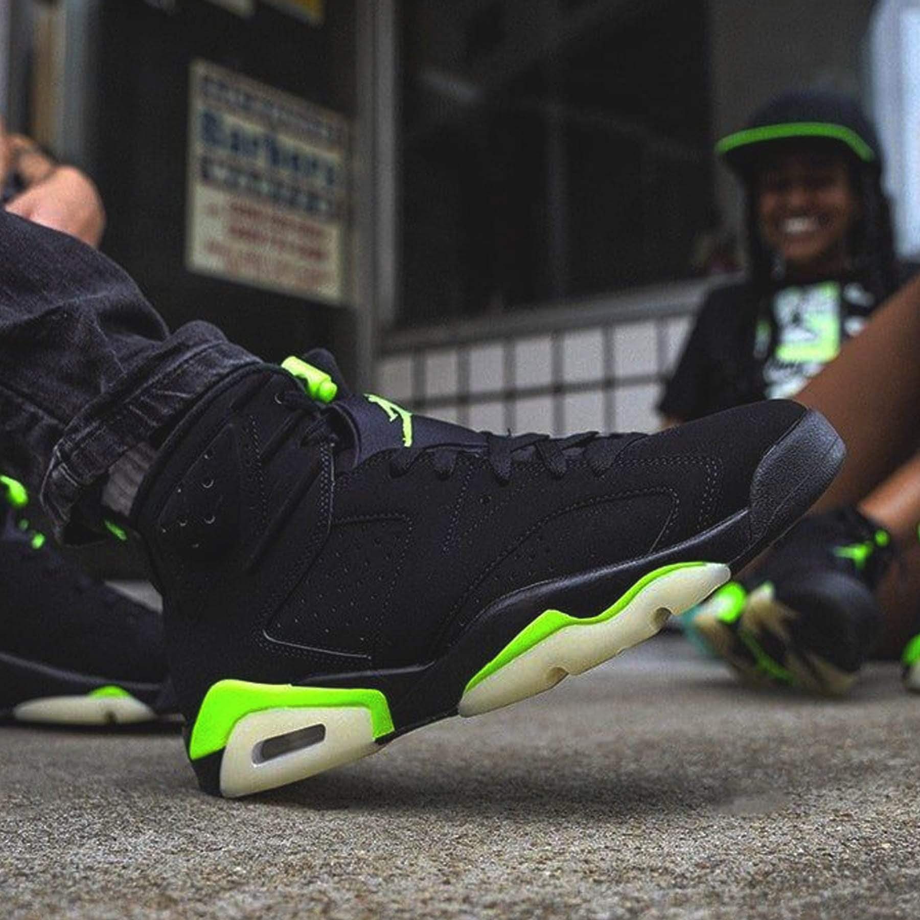 Air Jordan 6 Retro 'Electric Green' — UK 3 | EU 35.5 | US 3.5 — Alternate View 7