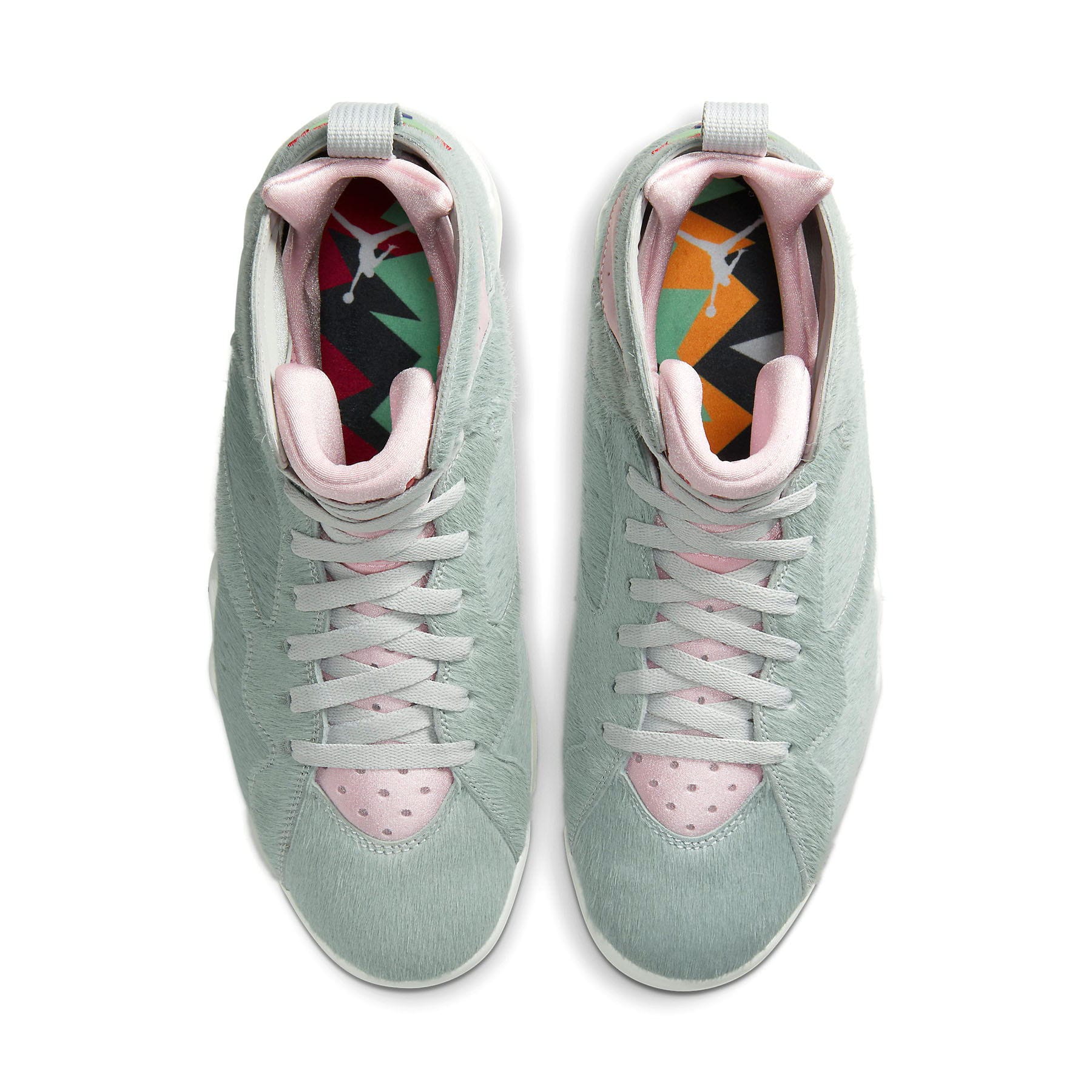 Air Jordan 7 Retro SE 'Hare 2.0' — UK 3 | EU 35.5 | US 3.5 — Back View