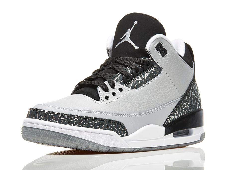 Air Jordan III (3) Wolf Grey — UK 3 | EU 35.5 | US 3.5 — Back View