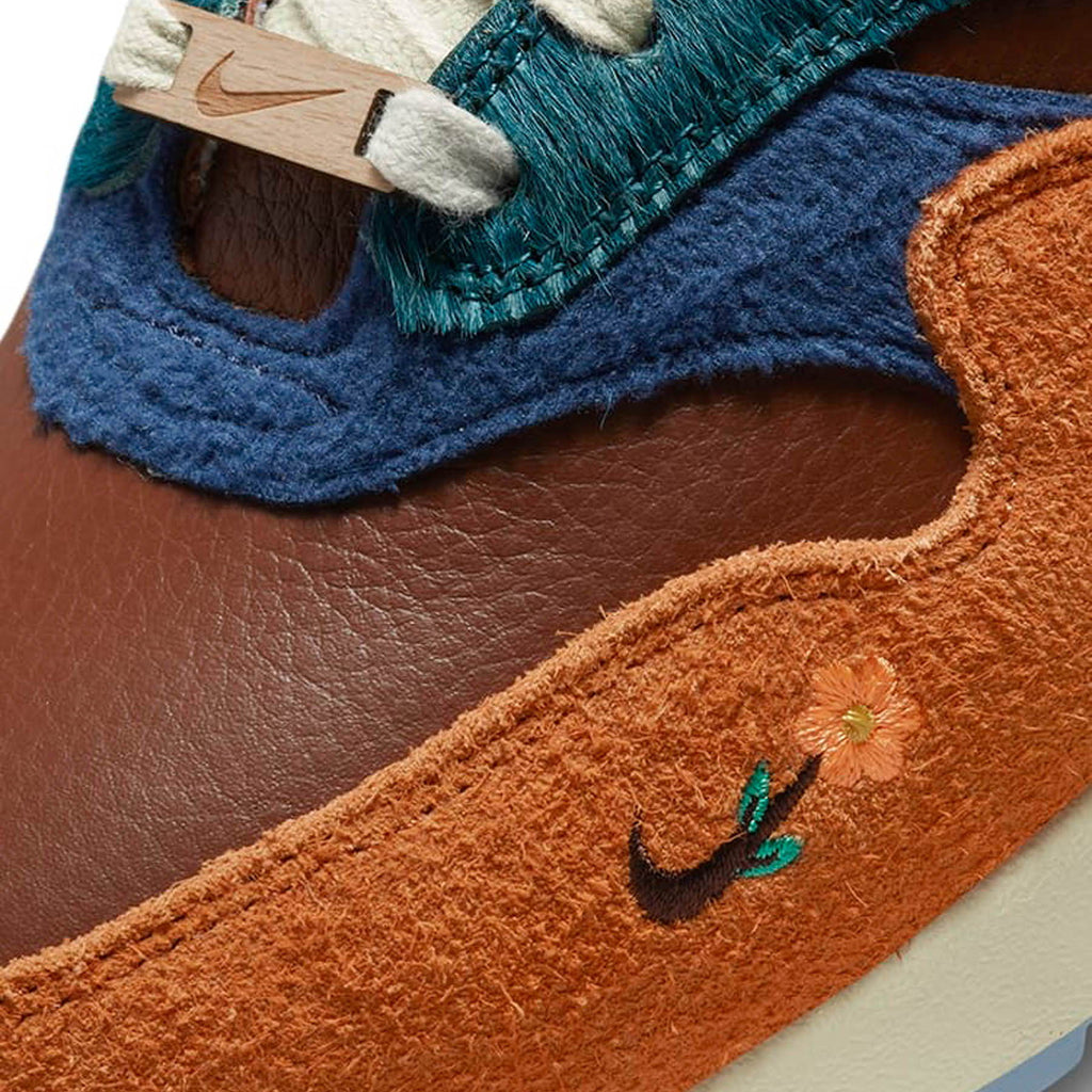 Kasina x Nike Air Max 1 SP 'Won-Ang - Orange' — UK 3 | EU 35.5 | US 3.5 — Lifestyle View