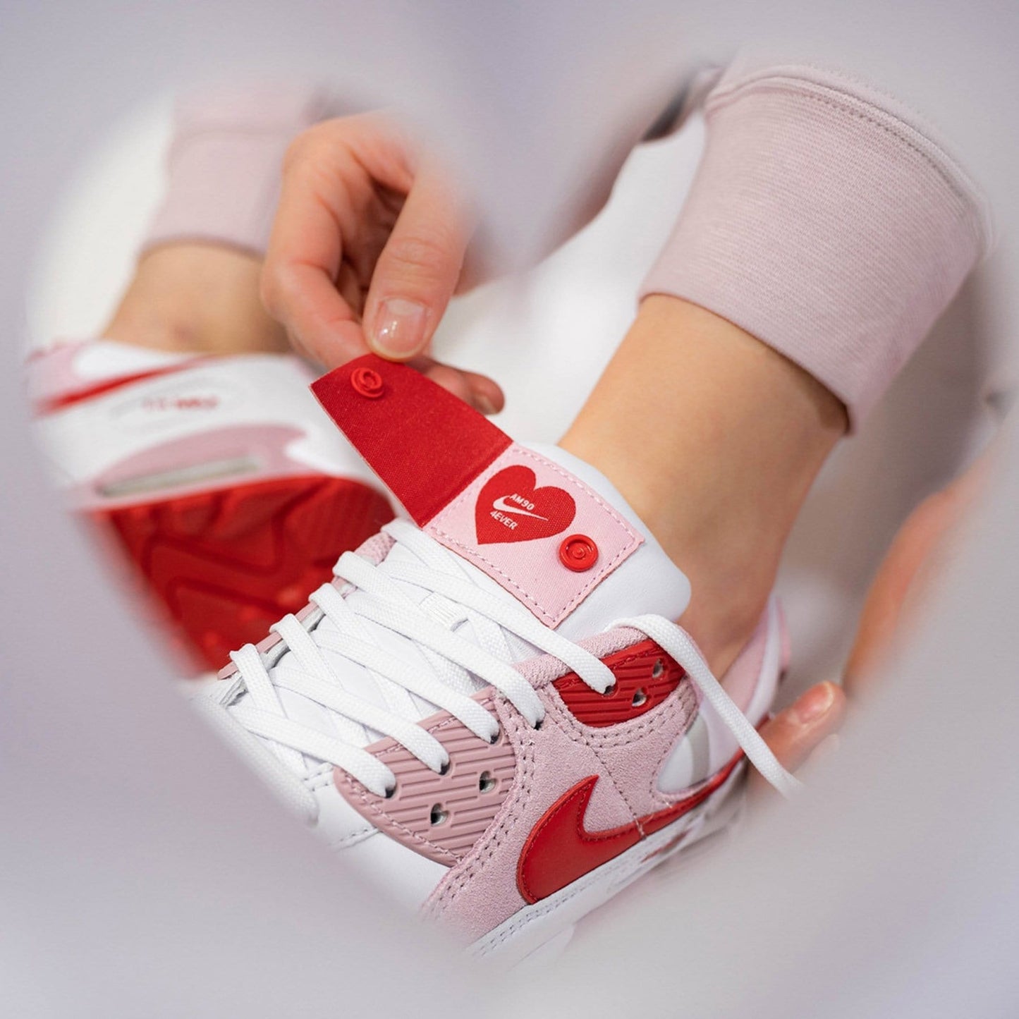 Nike Air Max 90 Wmns 'Valentine's Day' — UK 2.5 | EU 35.5 | US 5 — Alternate View 7